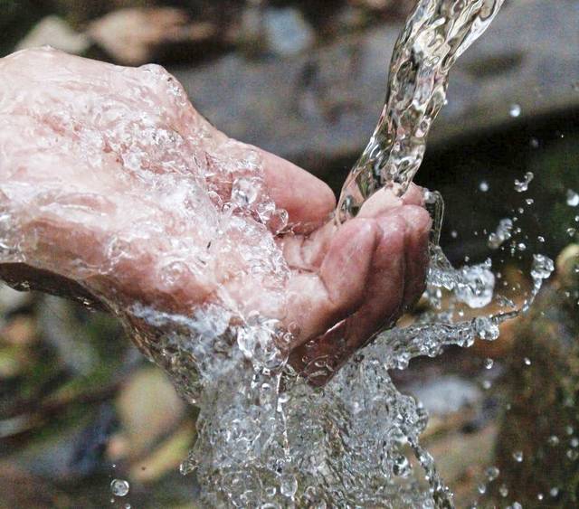 Ross seeks applicants for newly created environmental advisory committee