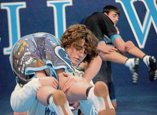 Burrell wrestler Ian Oswalt earns career win No. 100