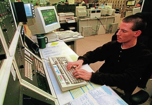 2079827_web1_gtr-Y2K1