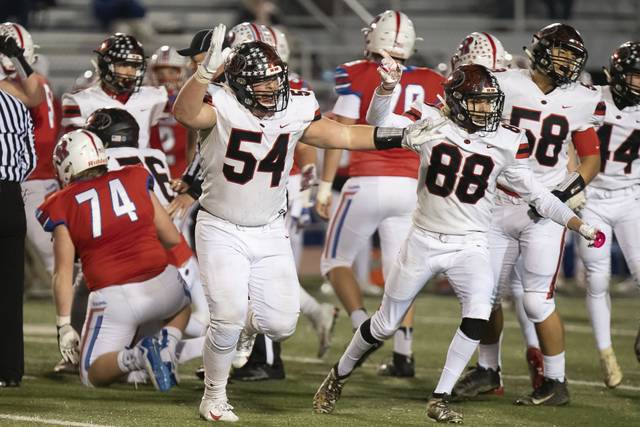 Linemen highlight numerous early football signings in Westmoreland County