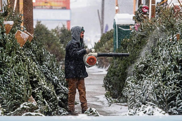 2083712_web1_PTR-snowsquall-1-121919