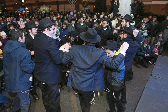 2093040_web1_PTR-MENORAH-2