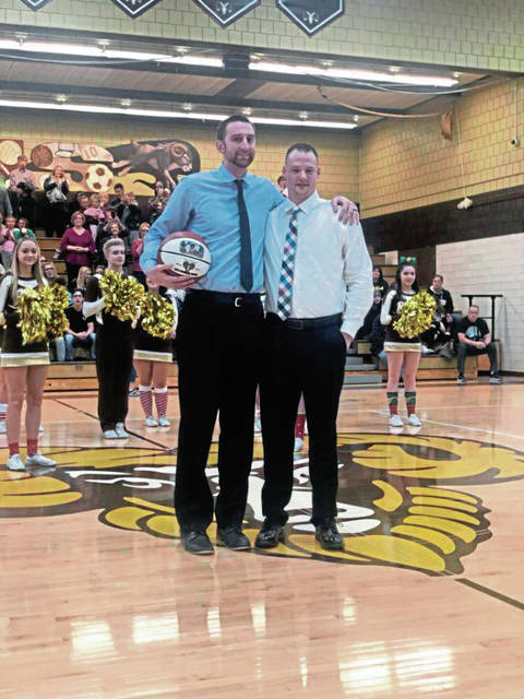 Highlands boys basketball coach Tyler Stoczynski reaches career win No. 100