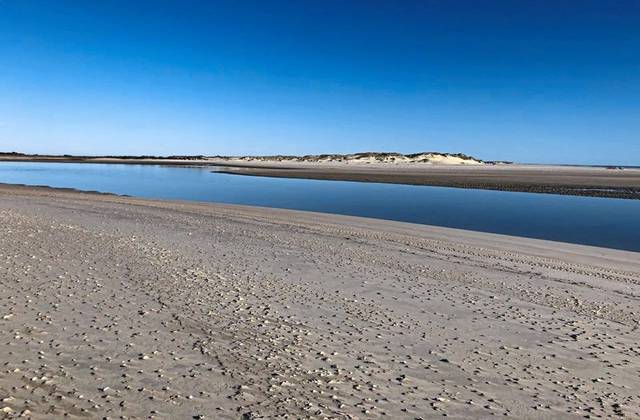 2103539_web1_ptr-OuterBanksIsland-122419