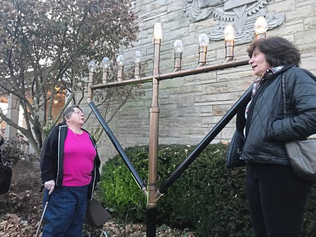 2104184_web1_gtr-GbgMenorah2-122419