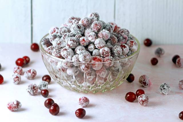 2106740_web1_gtr-liv-cranberries-01-122519