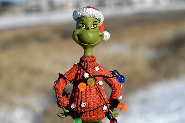 2109771_web1_grinch-1939350_1920