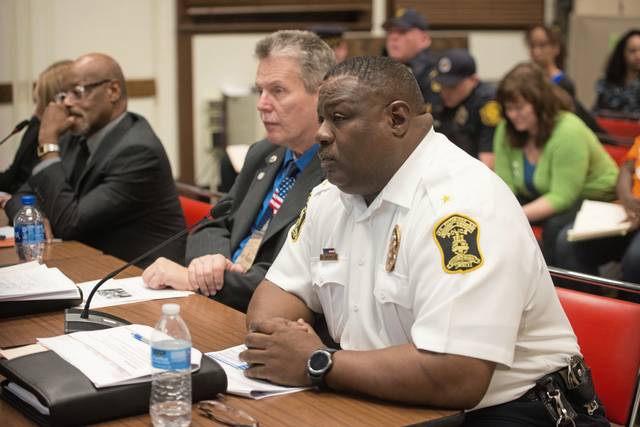 2117804_web1_ptr-PPSpolice-100318-2