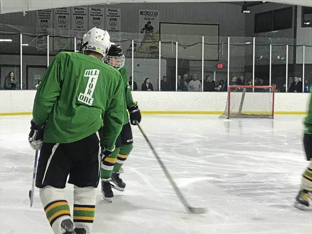 2120196_web1_vnd-HockeyBenefit4-123019