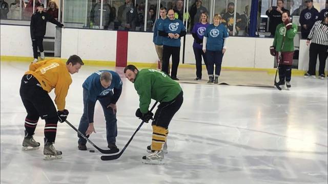 2120196_web1_vnd-HockeyBenefit5-123019