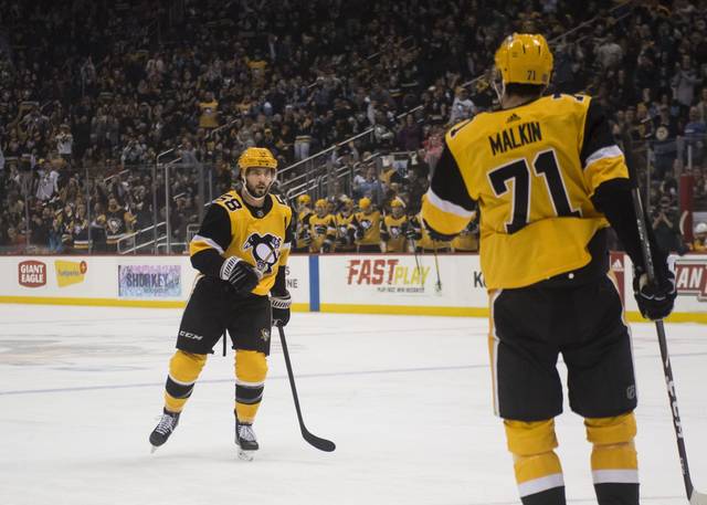 2121565_web1_PTR-Penguins006-122919