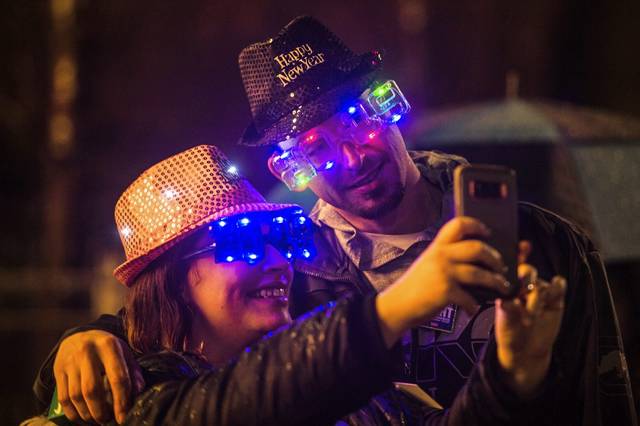 2131145_web1_gtr-tk-planner-night-121919