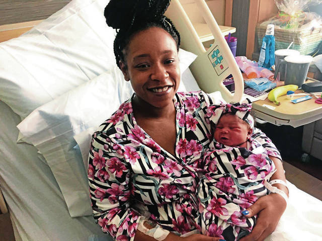 2134802_web1_ptr-firstBaby1