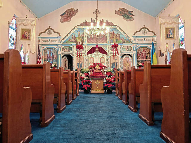 2143076_web1_vnd-orthodoxxmas2-010620