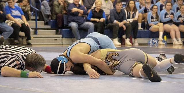 Burrell dominates Highlands in section matchup