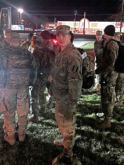 2161122_web1_vnd-SoliderDeployment-010920