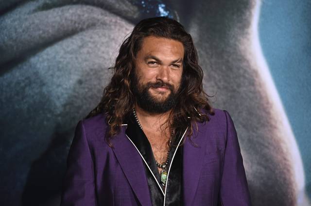 2187430_web1_gtr-liv-momoa-101119