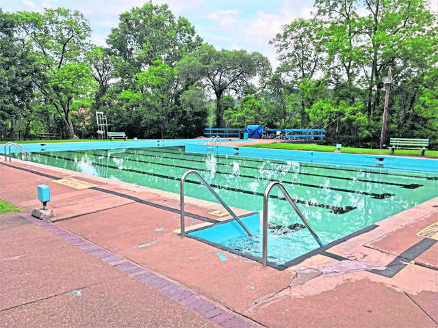 2200942_web1_vnd-bouquetpool01-052419