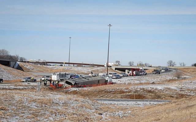 2204807_web1_AP20016773968194