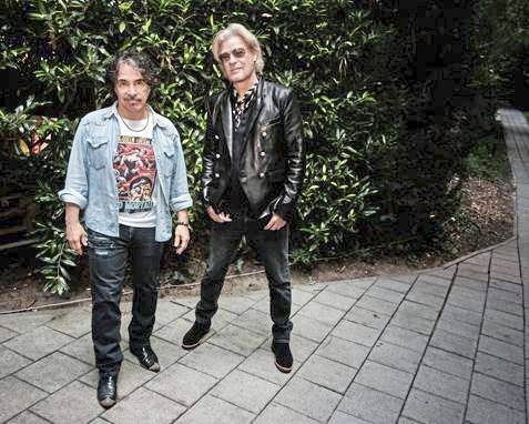 2216271_web1_gtr-liv-hallandoates1-012120