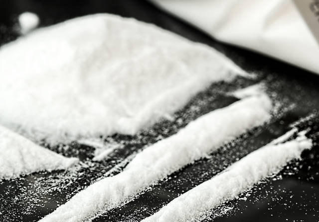 2221008_web1_ptr-cocaine