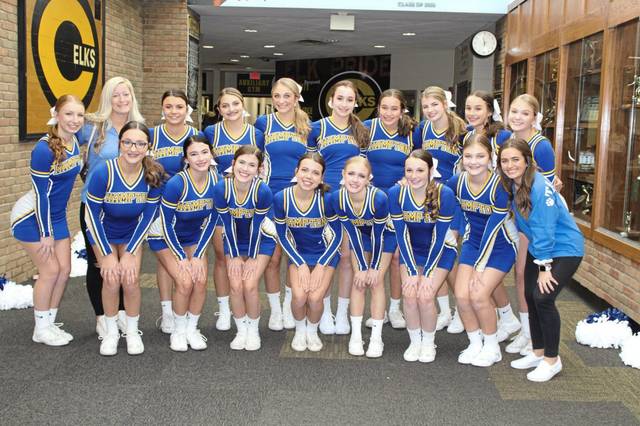 Strong leadership puts Hampton spirit squad back on the mat