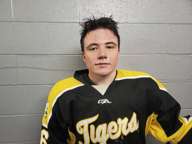 Team Blue rallies from 4-goal deficit to win PIHL Class AAA All-Star Game