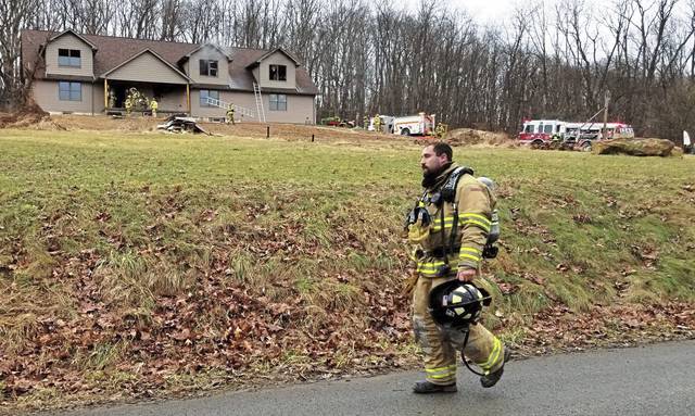 2239940_web1_vnd-BagdadRoadFire2-012720