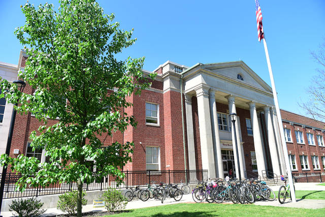 Students return to Quaker Valley Middle School after evacuation due to odor