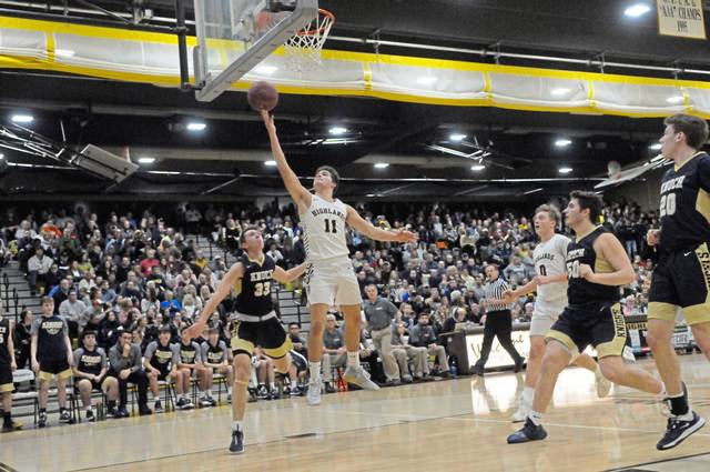 Johnny Crise shakes off injury, leads No. 3 Highlands past No. 1 Knoch