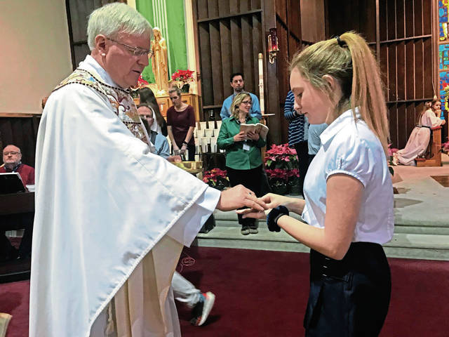 2248357_web1_VND-CATHOLICSCHOOLMASS-2