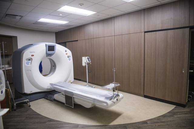 2256991_web1_gtr-HosptialOpening008-110919