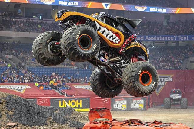 2255615_web1_gtr-tk-monsterjam5-020620