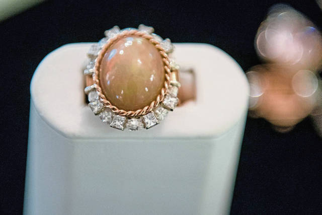 2263668_web1_gtr-lo-Jeweler009-020320