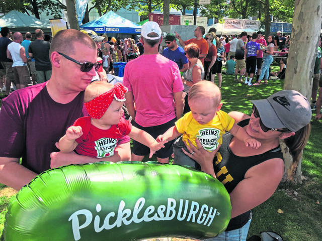 2274059_web1_Picklesburgh-2019--3-