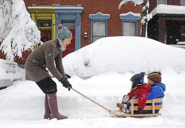 2277054_web1_ptr-snowmageddon-035