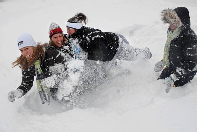 2277054_web1_ptr-snowmageddon-040