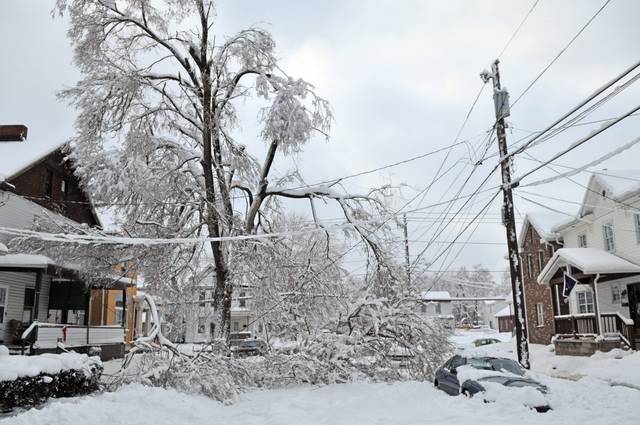 2277054_web1_ptr-snowmageddon-044