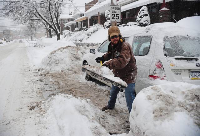 2277054_web1_ptr-snowmageddon-078
