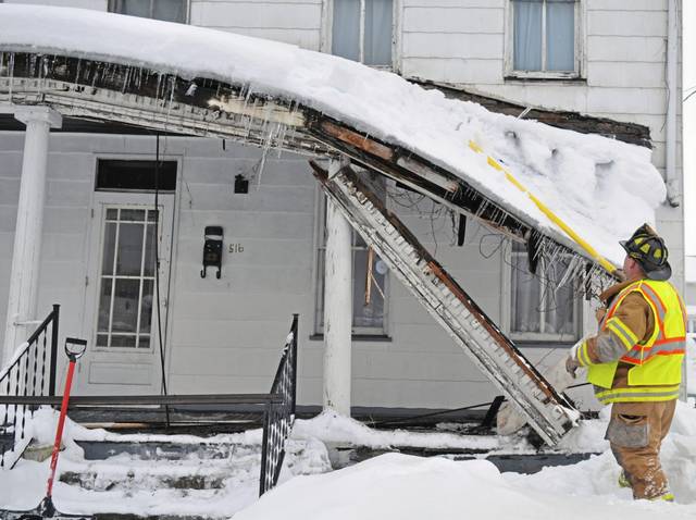2277054_web1_ptr-snowmageddon-096