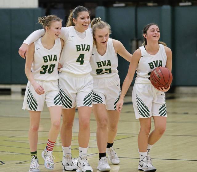 Wobrak enjoys senior night to remember as Belle Vernon rallies past Elizabeth Forward