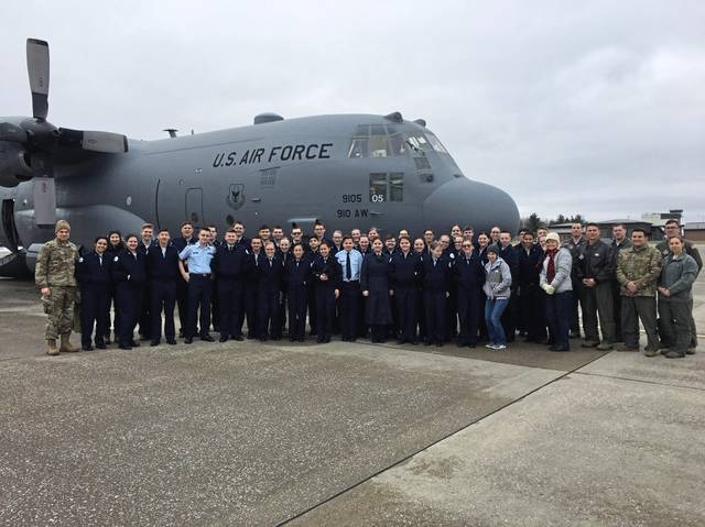 Pine-Richland/Mars AFJROTC cadets fly in C-130