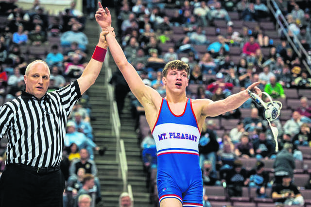 Injury keeps Mt. Pleasant’s Dayton Pitzer from defending state wrestling title