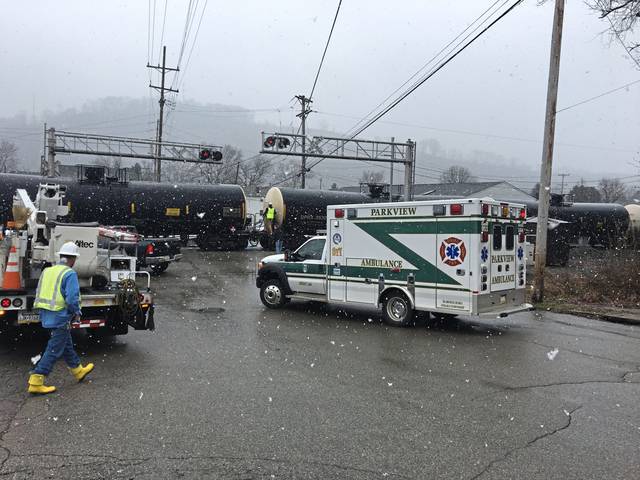 Tractor-trailer hit by train in Blawnox