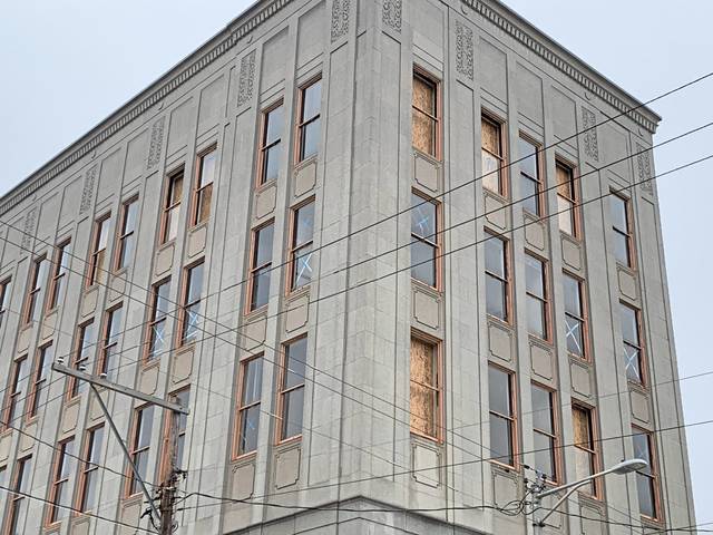 2311718_web1_gtr-jeanbuilding3