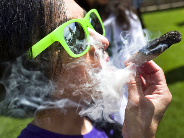 2319679_web1_AP20044059097942 2319679_web1_AP20044059097942