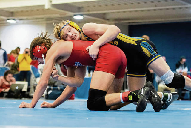 Derry’s Cymmerman, three others reach elite status at WPIAL Class AA wrestling championships<span class="headline-video">Video <i class="fa-solid fa-circle-play"></i></span>