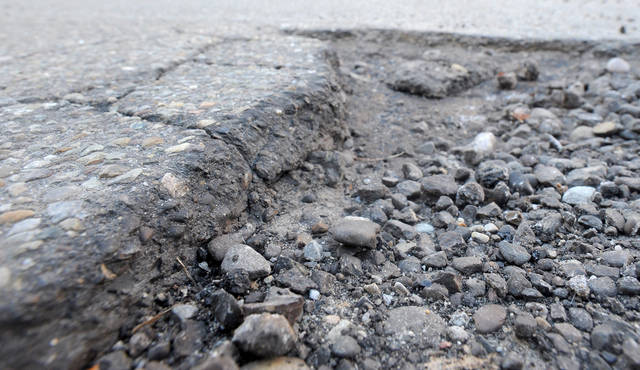 Ross Township commissioners award more than $1.5 million paving contract