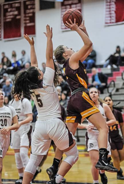 Cruse comes up big in clutch as California upsets Greensburg Central Catholic