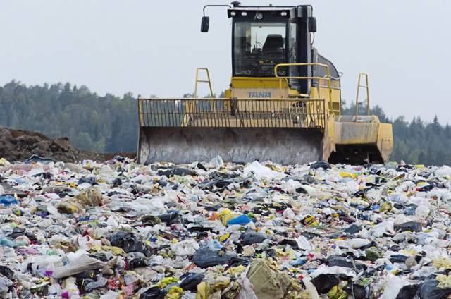 2336998_web1_landfill-879437